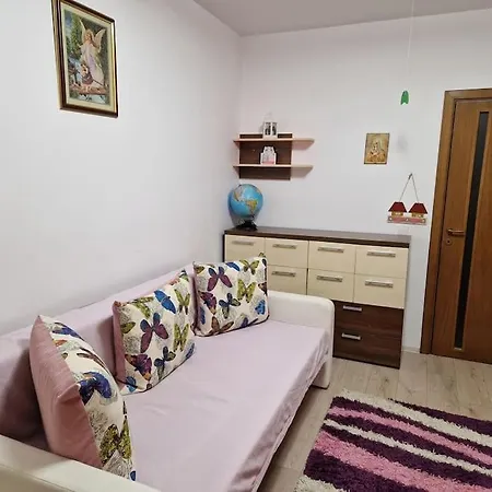 Casa Si Curte Confortabila Vila *